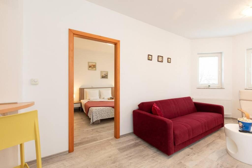קרק Apartments Doris, Krk מראה חיצוני תמונה
